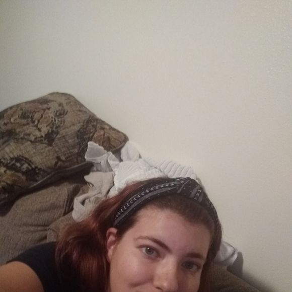 Meet your Posher, Danielle - Picture 1 of 1